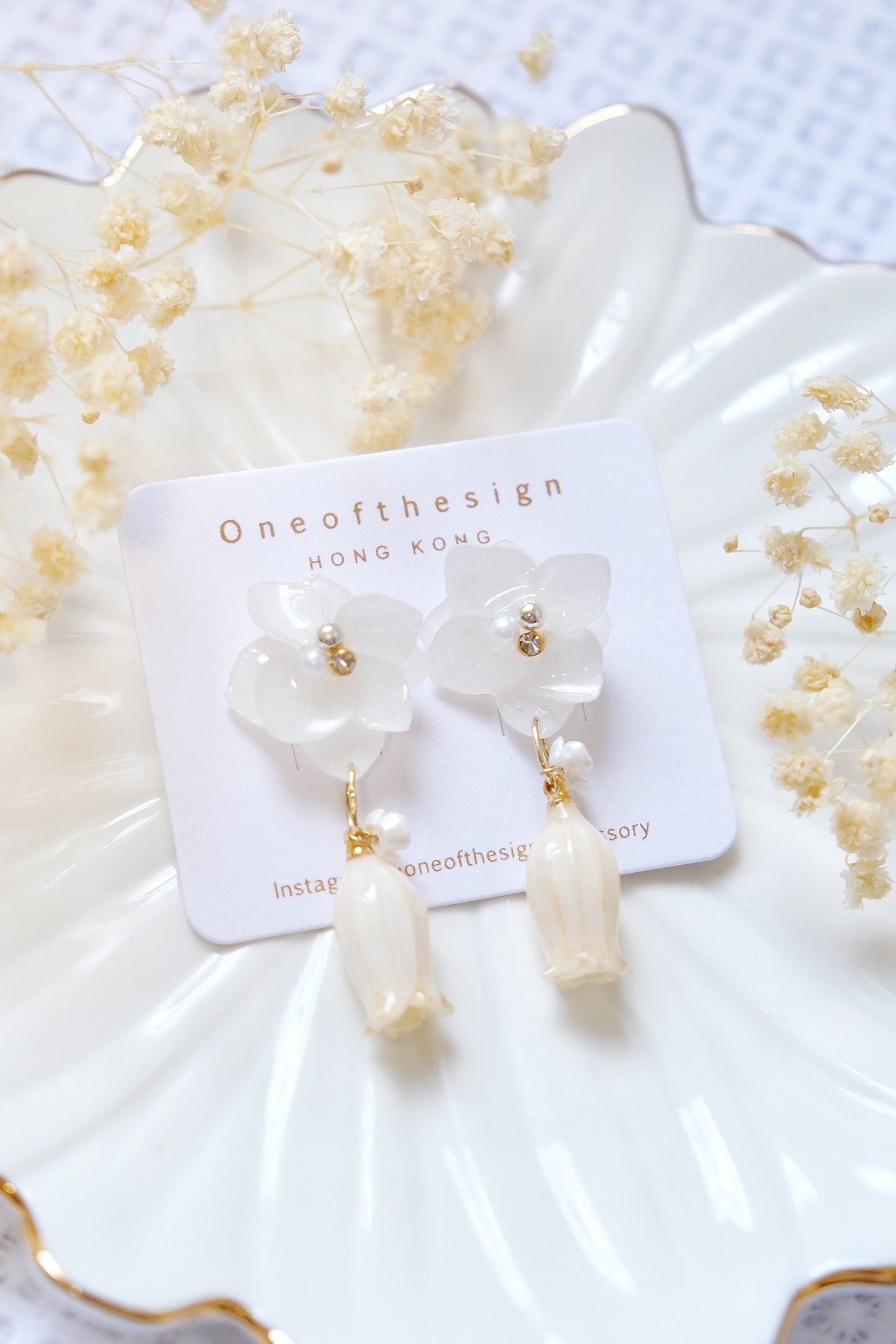Preserved hydrangea x Campanula Earring