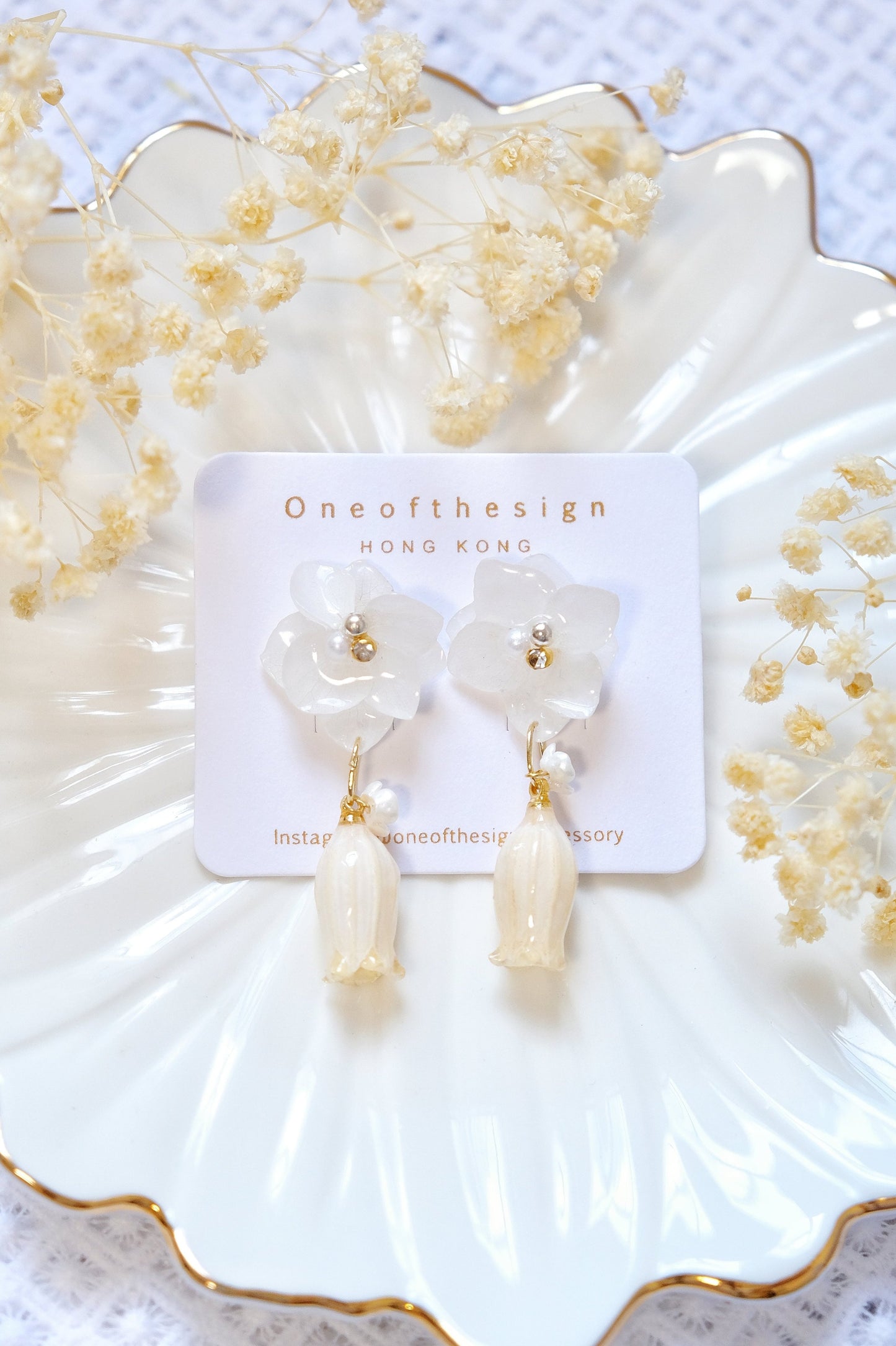 Preserved hydrangea x Campanula Earring