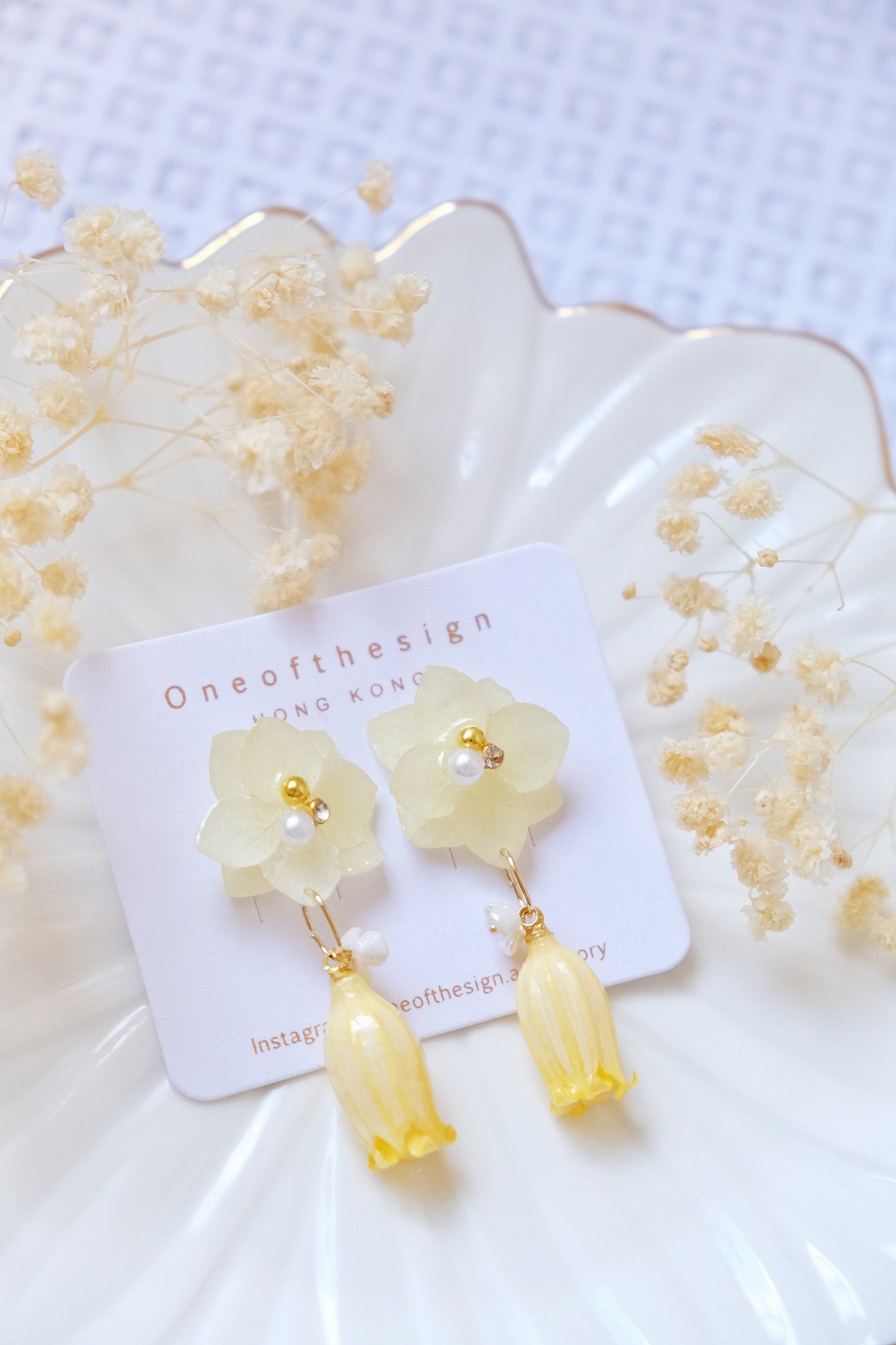 Preserved hydrangea x Campanula Earring