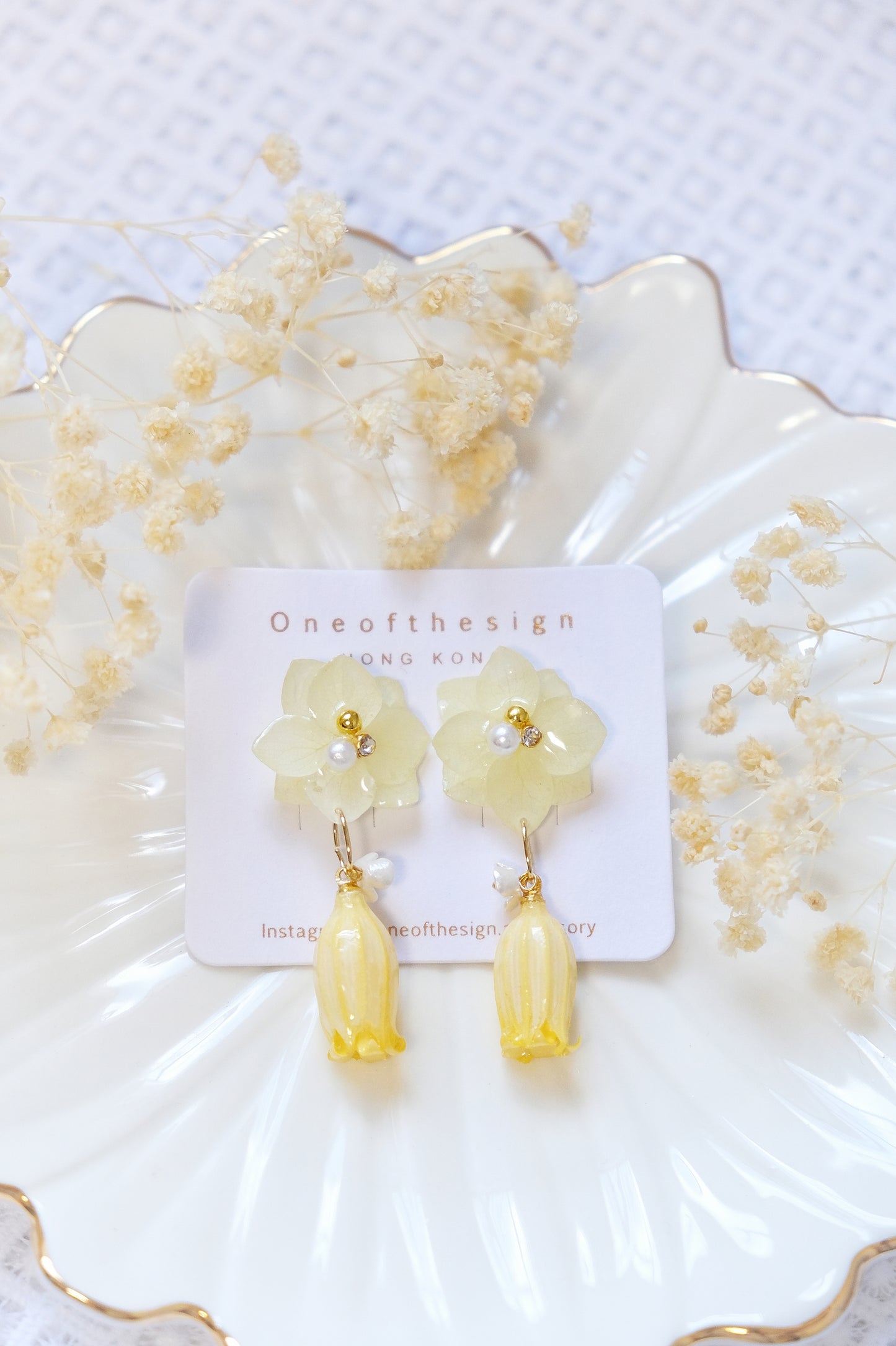 Preserved hydrangea x Campanula Earring