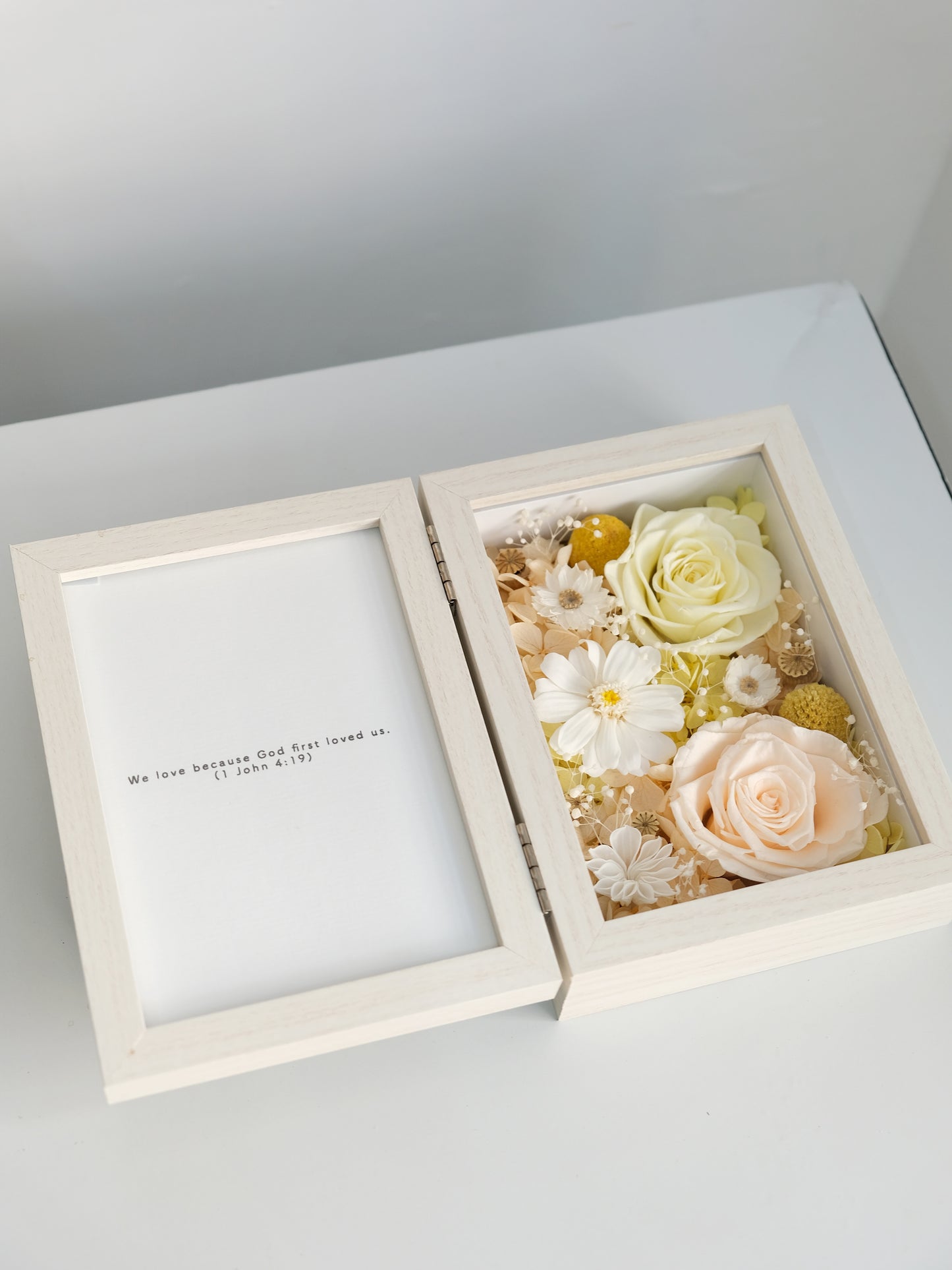 Preserved Flower Photo Frame - Light Yellow and Orange